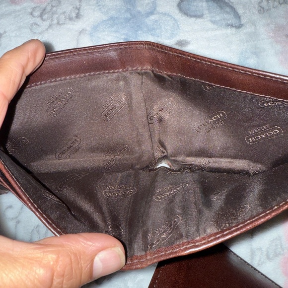 Coach Micro Wallet in Signature Canvas preowned - Picture 9 of 16